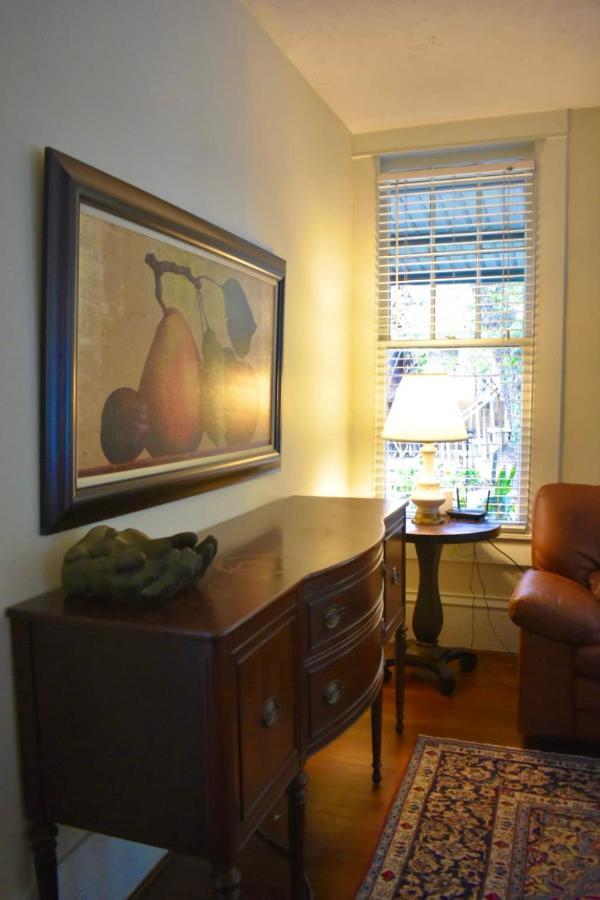 Spacious Oasis At Greeley Gardens--ample Patio Space And Gated Parking Houston