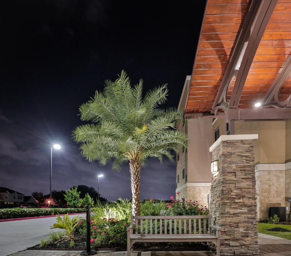 Apartment Relux Free Parking! Gym! Washerdryer! Longer Stay Welcome Houston