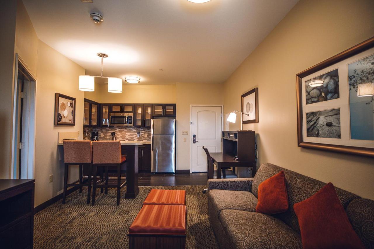 Relux Free Parking! Gym! Washerdryer! Longer Stay Welcome Apartment *