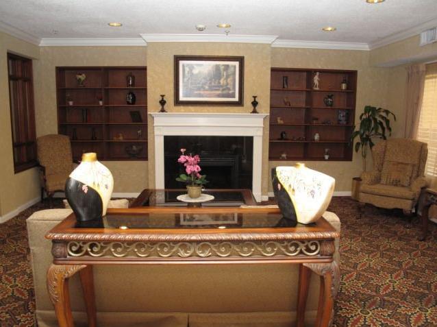 Staybridge Nw/willowbrook, An Ihg Hotel