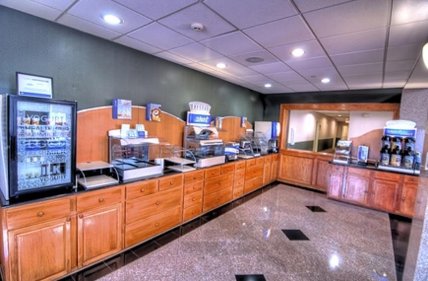 Express & Northwest-brookhollow By Ihg Hotel Houston