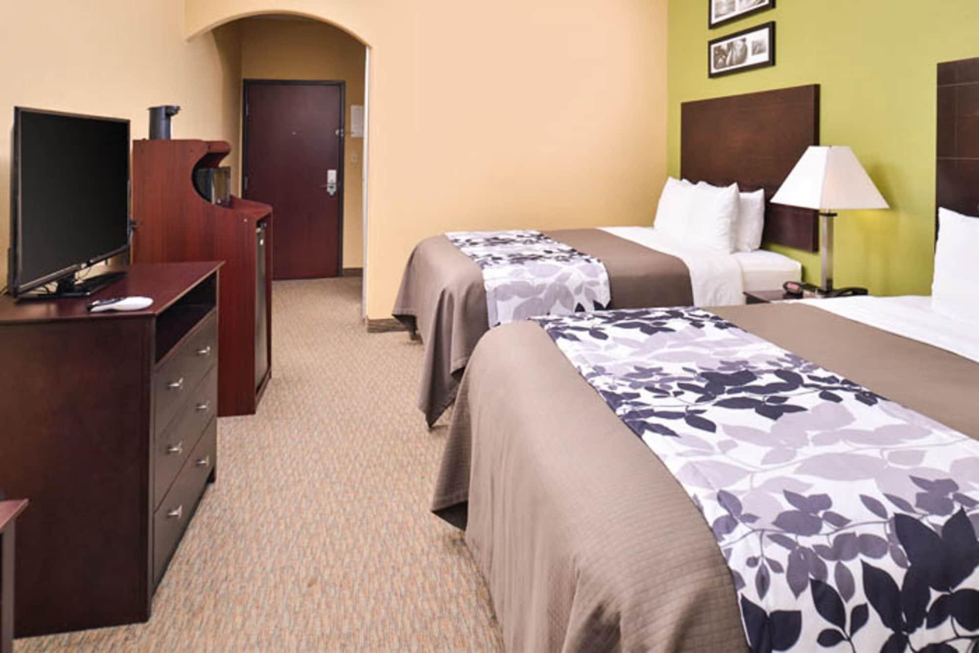 Sleep And Downtown Hotel