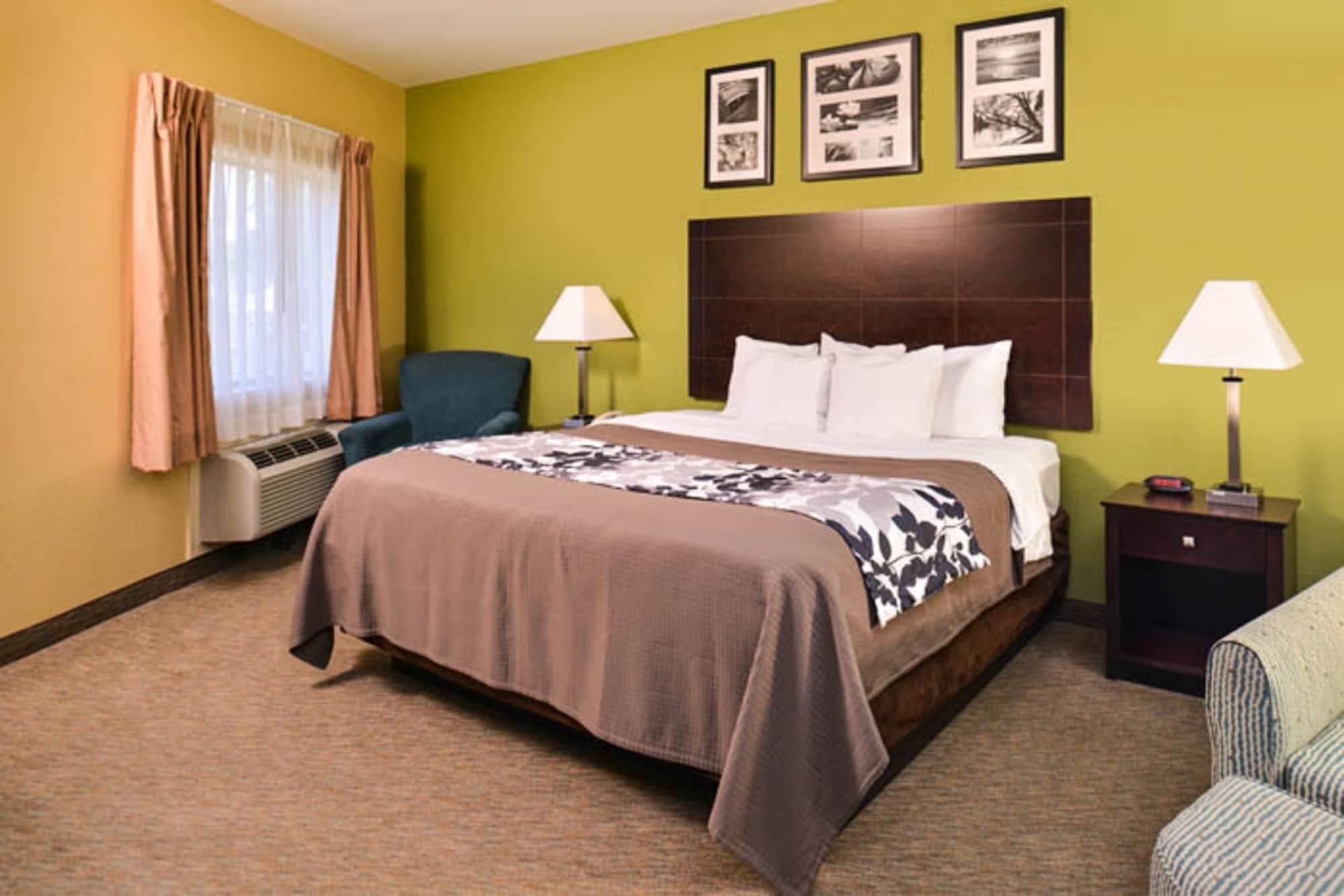 Sleep And Downtown Hotel