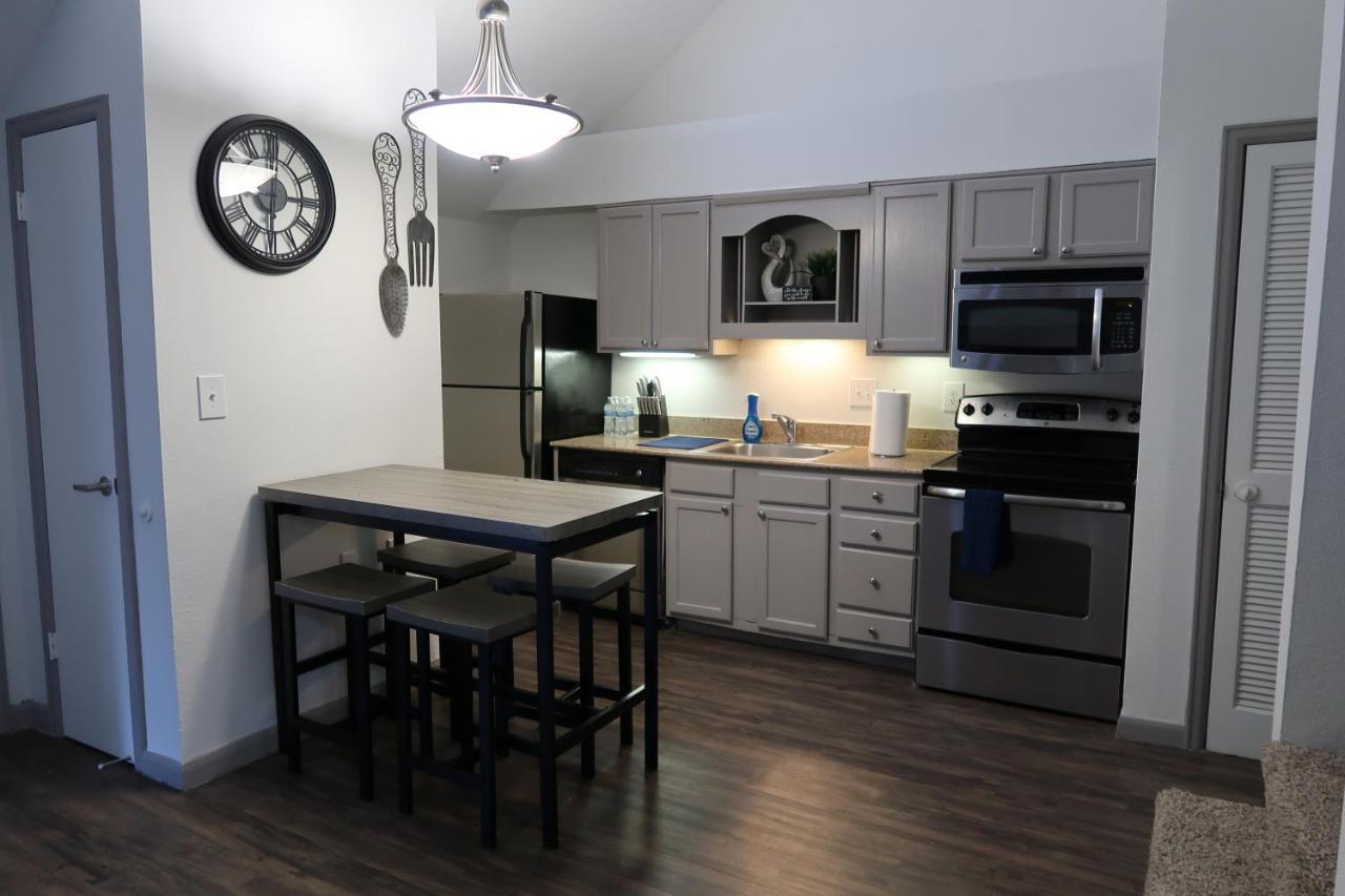 Medical Center 2br Loft With Pool Near Nrg Stadium *