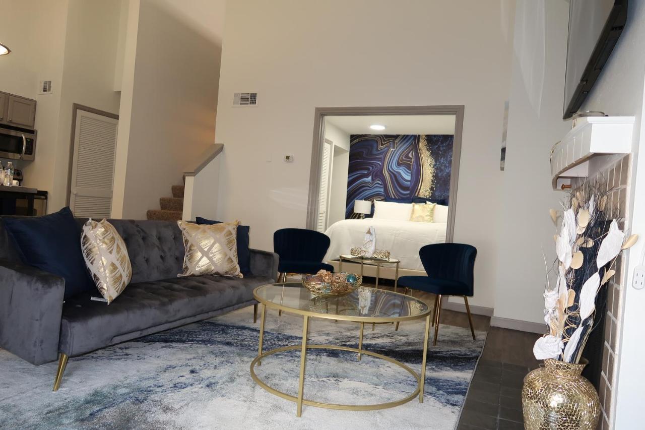 Medical Center 2br Loft With Pool Near Nrg Stadium Apartment *