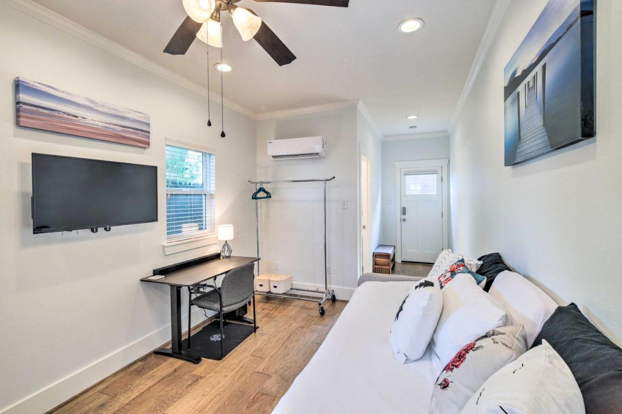 And Cozy - Pets Welcome! * Houston