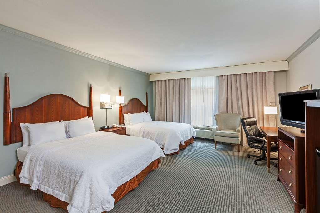 Hampton & Houston-westchase 3* Houston