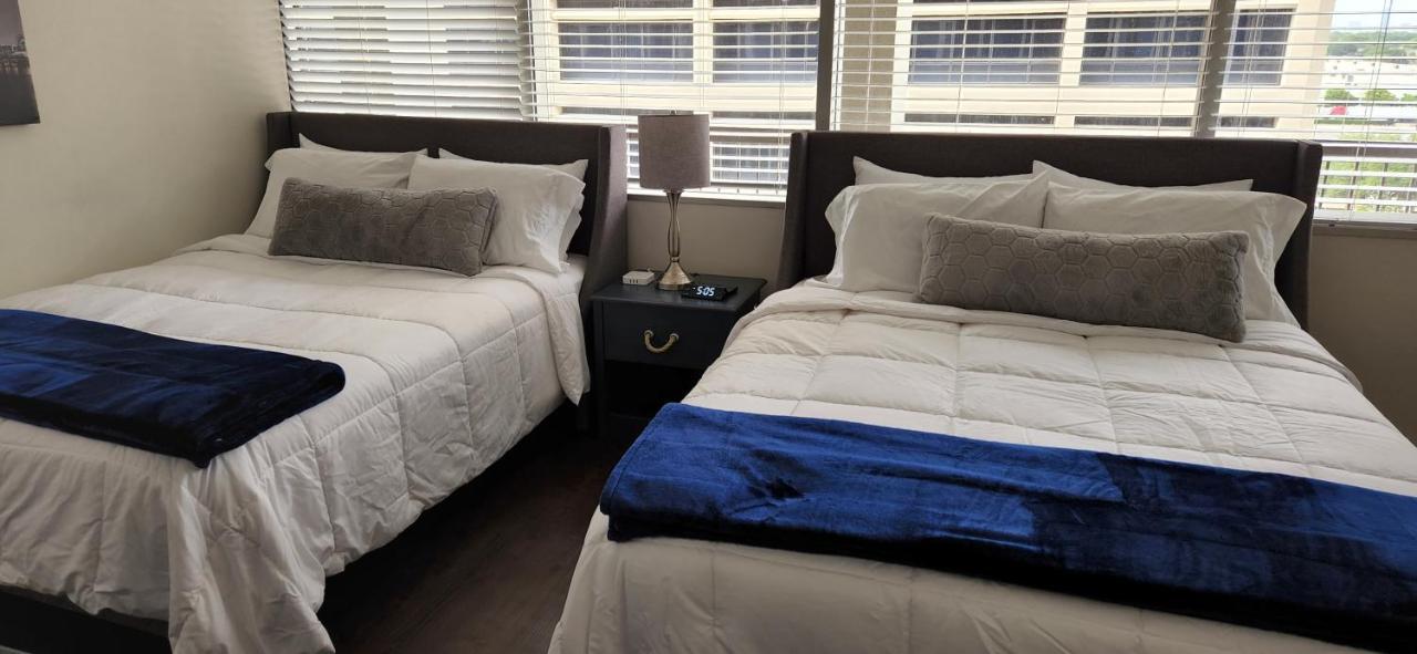 The Diamond Lux Apt Near Nrg & Tx Med Center W Pool Apartment Houston