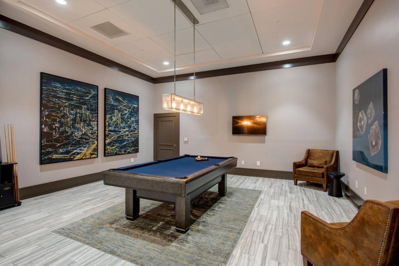 The Diamond Lux Apt Near Nrg & Tx Med Center W Pool