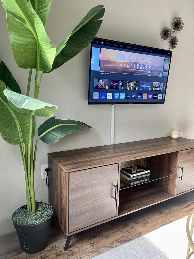 Apartment Urban Oasis Your Perfect Getaway In The Heart Of Downtown! Houston