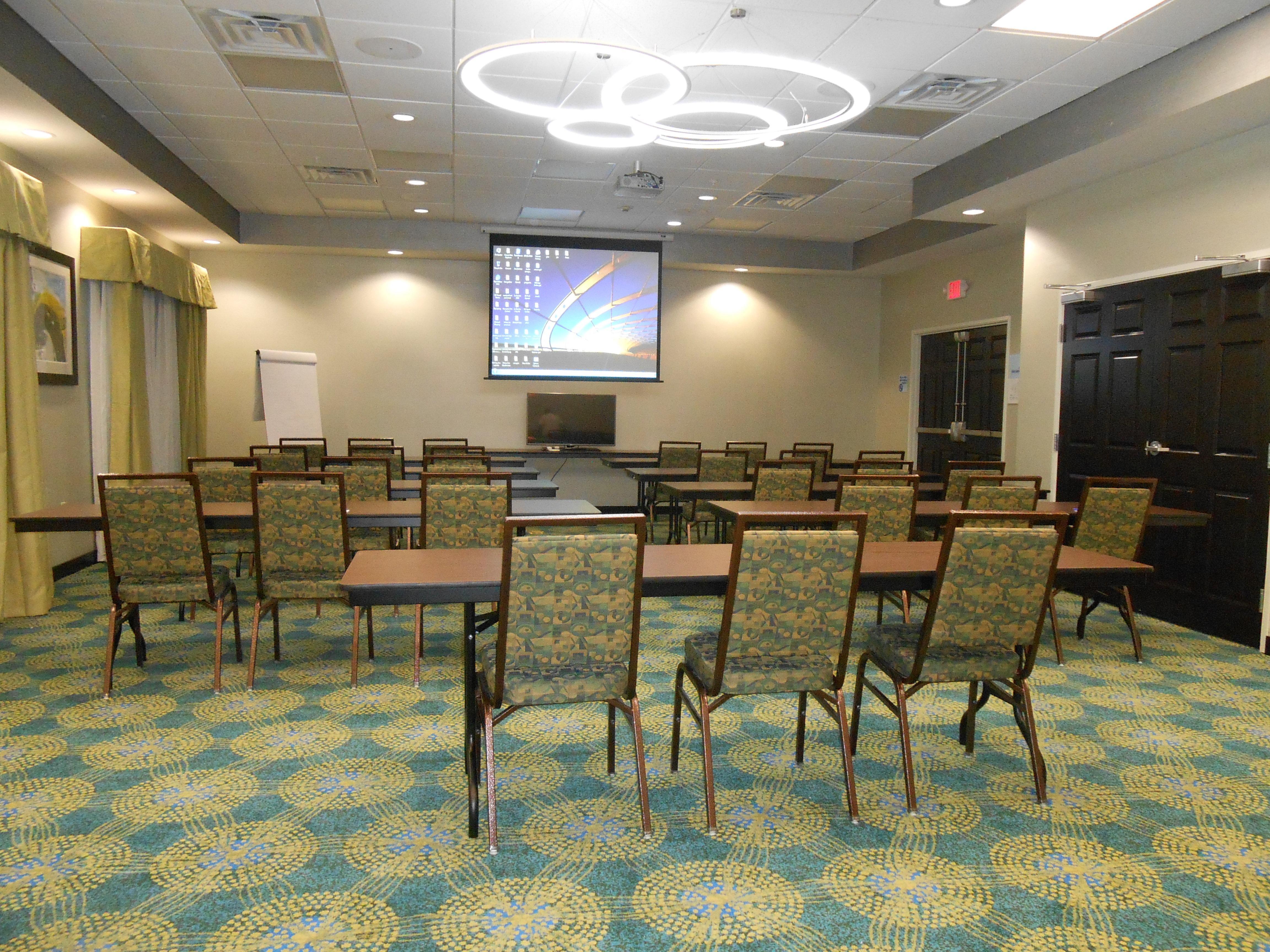 Hotel Express & Northwest-brookhollow By Ihg Houston