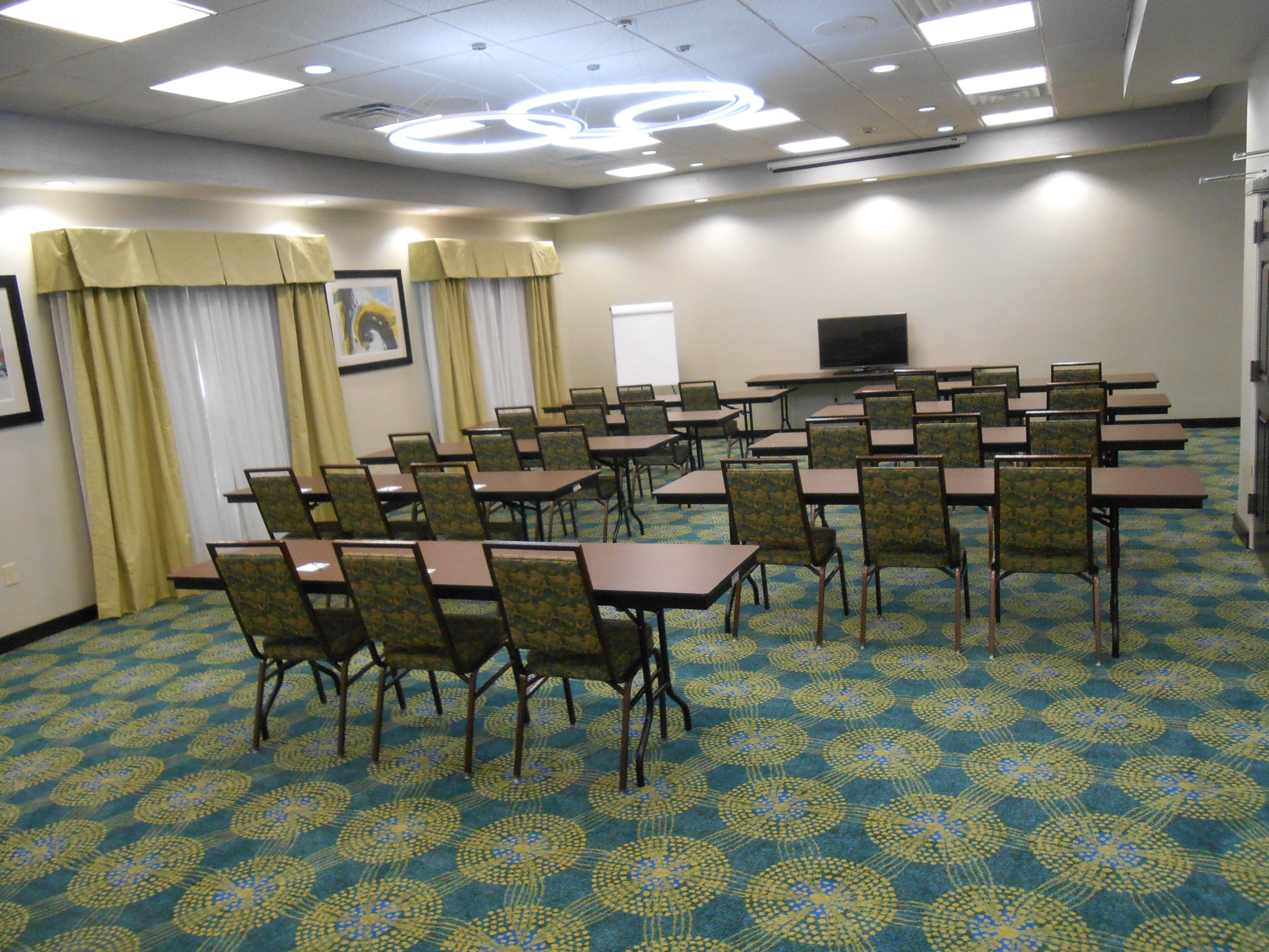Express & Northwest-brookhollow By Ihg Hotel Houston