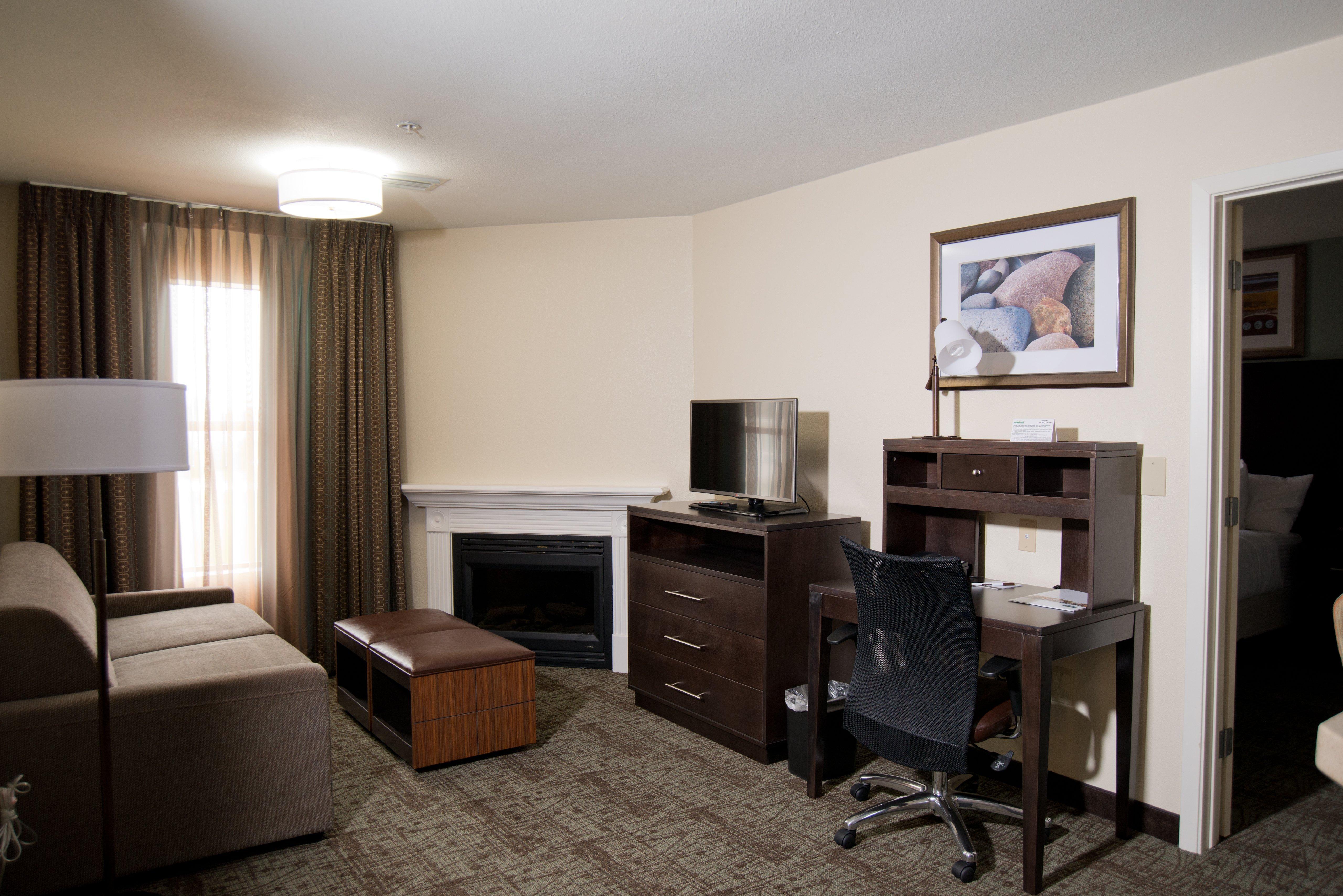 Staybridge Nw/willowbrook, An Ihg Hotel