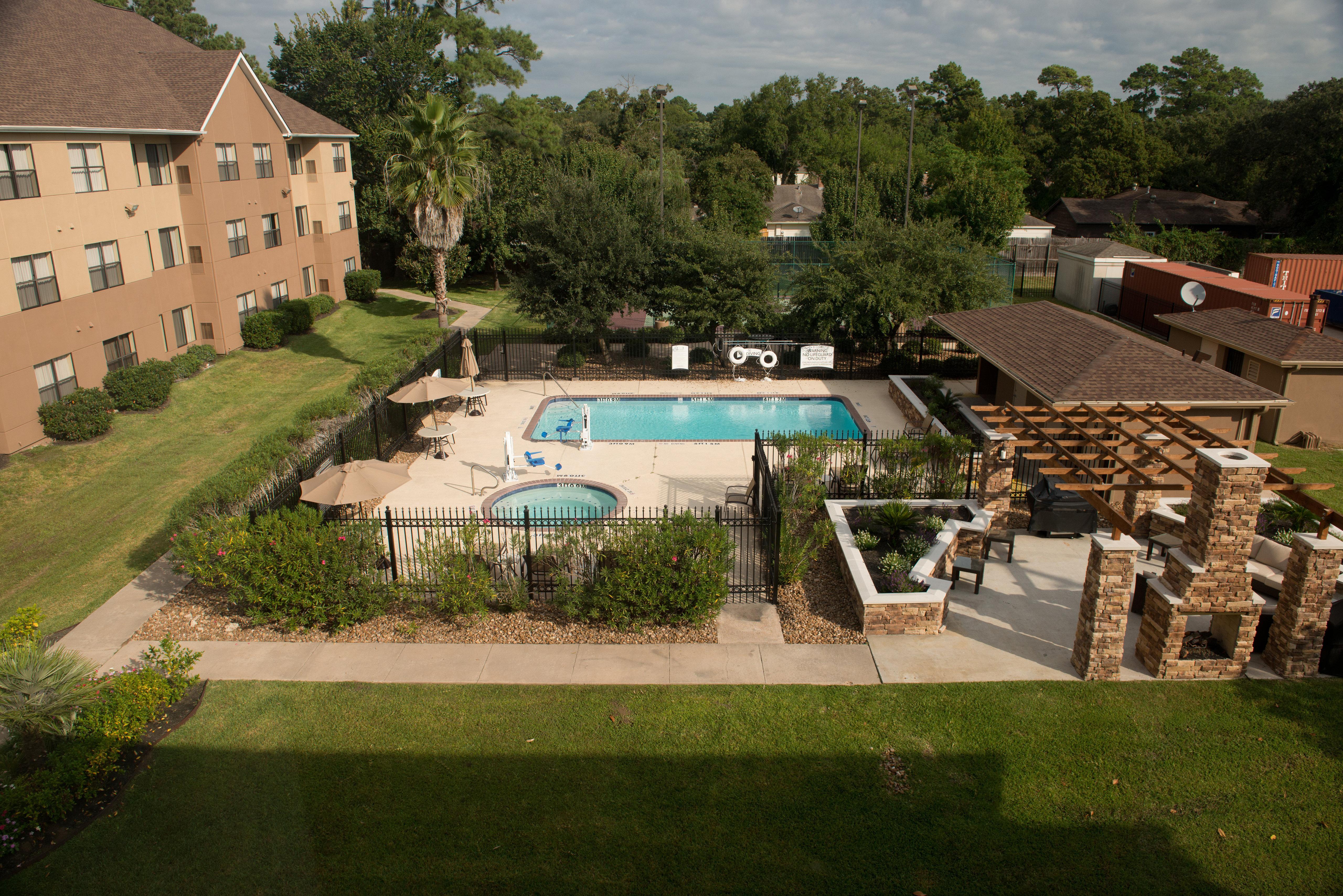 Hotel Staybridge Nw/willowbrook, An Ihg