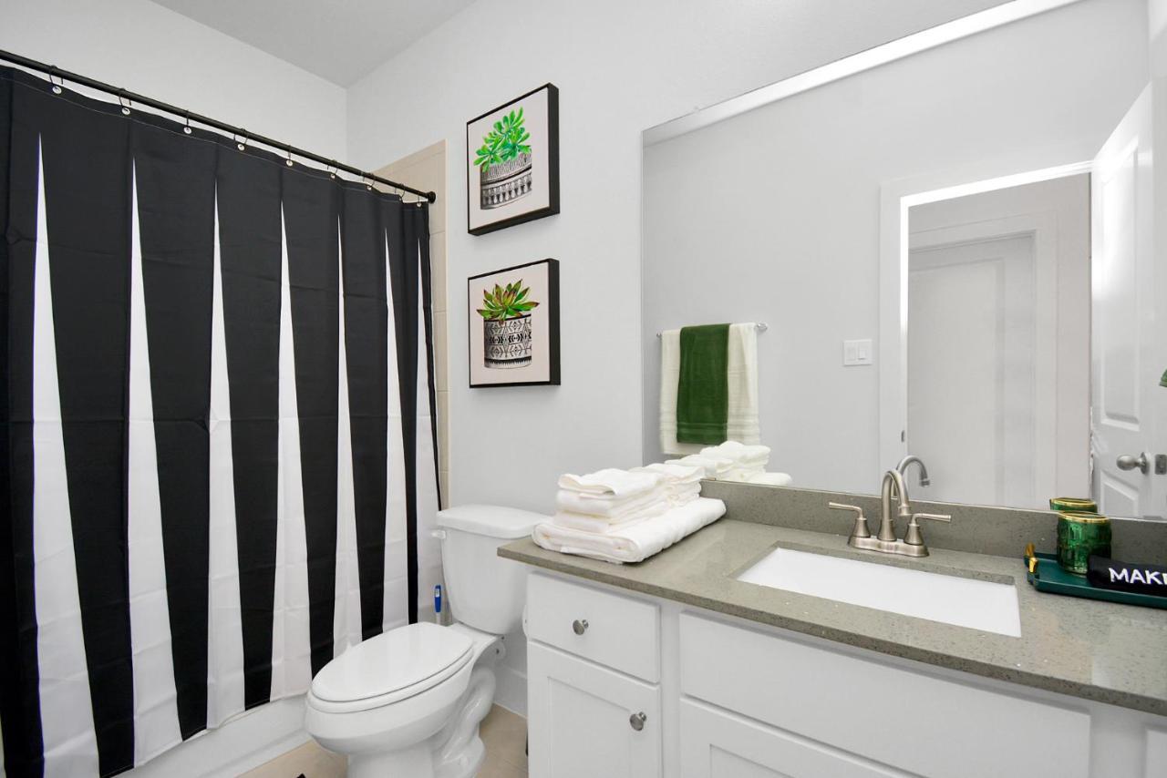 Emerald Palace - New, Modern 3br Townhome Close To Downtown, Nrg, Med Ctr