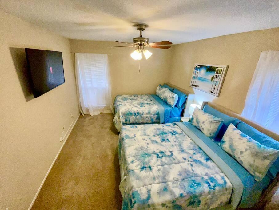 Lux & Lax Homes Apartment Houston
