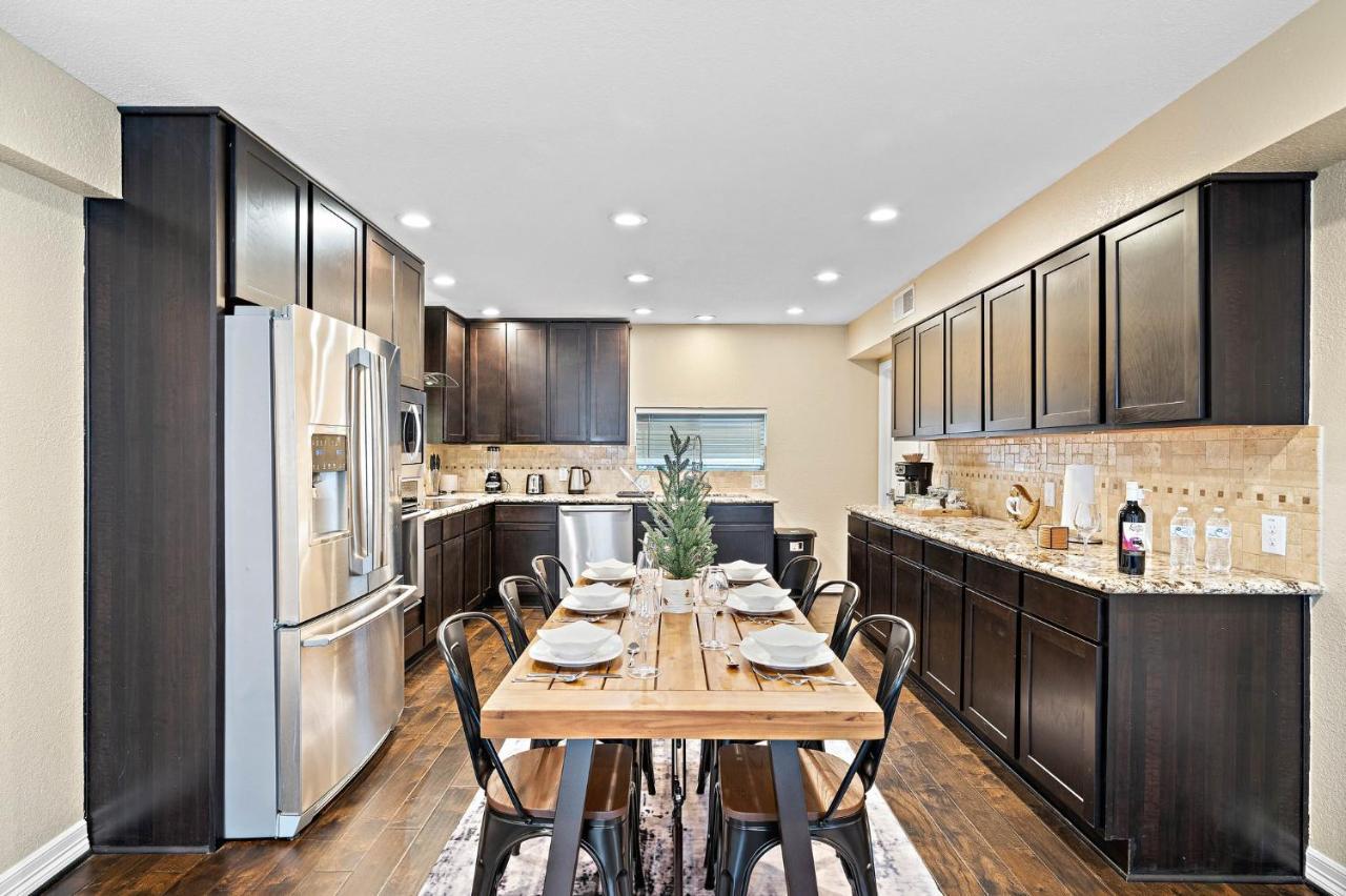 Nr Med Center, Dt, Midtown Game Sleep 16 Holiday home Houston