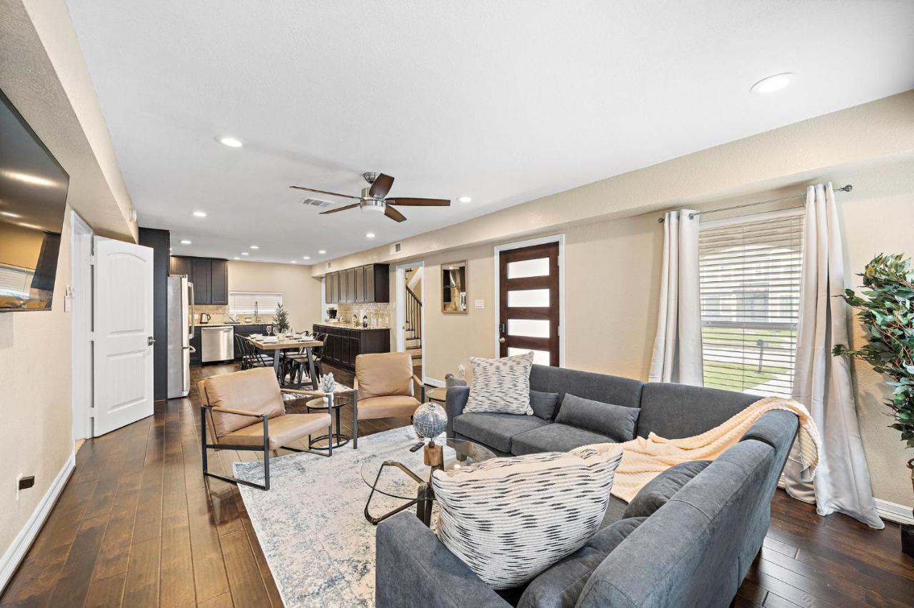 Holiday home Nr Med Center, Dt, Midtown Game Sleep 16