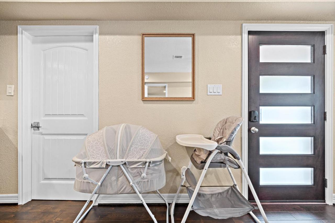 Nr Med Center, Dt, Midtown Game Sleep 16 Holiday home Houston