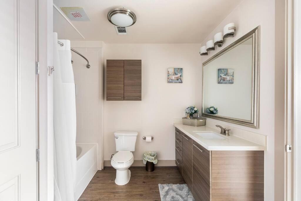 Cozy 1 Bedrm Unit/modern -midtown W/ Amenities Apartment