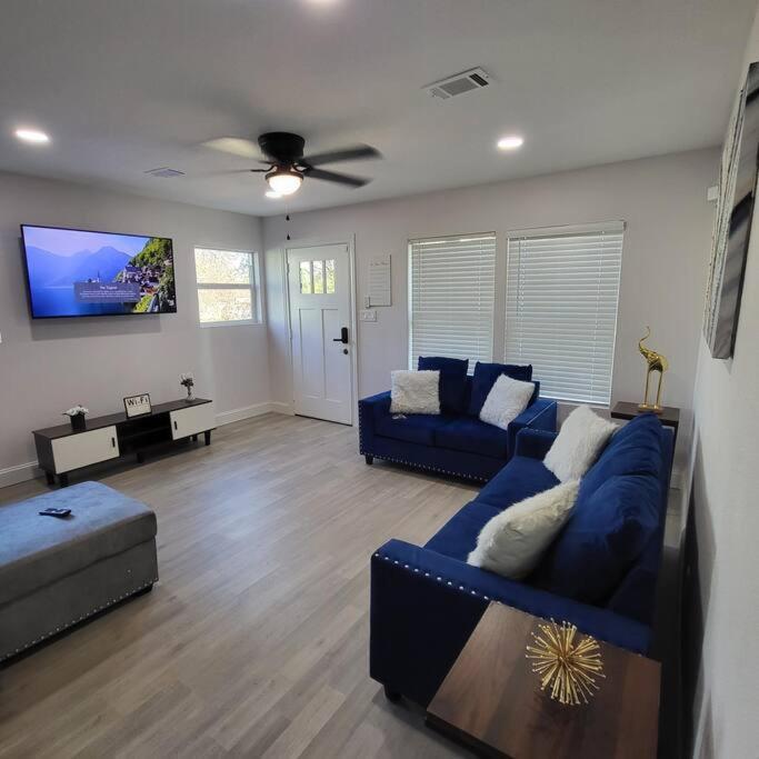 Holiday home The Blue Crush Near Downtown