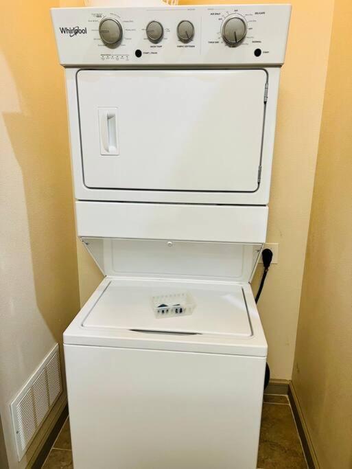 Apto 1 Bed - Kitchen - Free Parking Apartment Houston