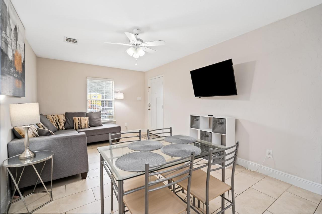 Opulent, Luxurious & Modern 7 Min From Tx Med Center Apartment Houston