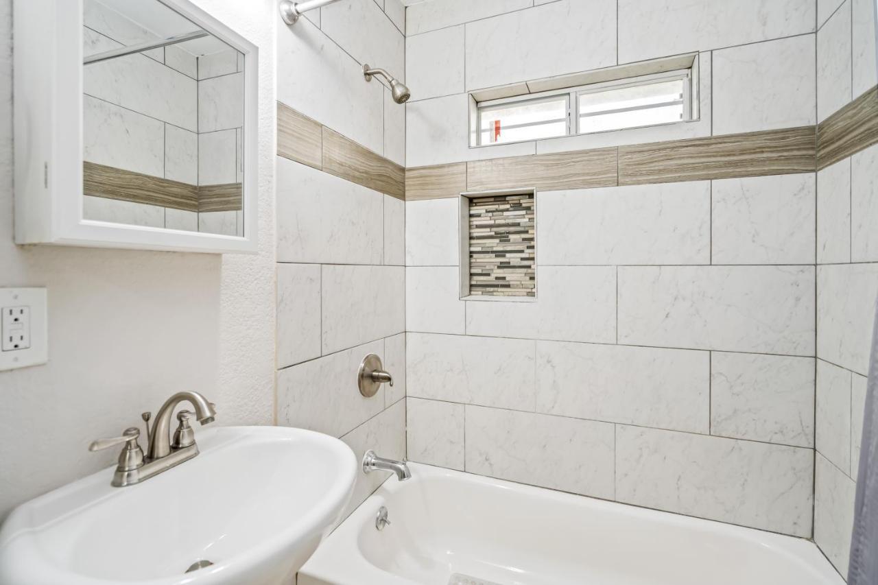 Opulent, Luxurious & Modern 7 Min From Tx Med Center *