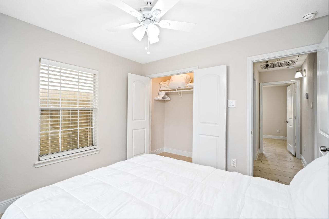Opulent, Luxurious & Modern 7 Min From Tx Med Center *