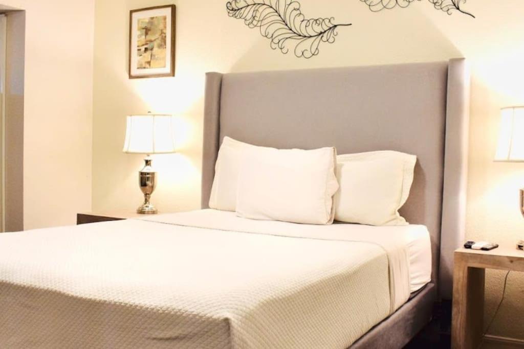 Montrose Pied-a-terre Walking Distance To Museums Apartment Houston