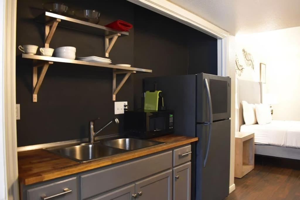 Montrose Pied-a-terre Walking Distance To Museums Apartment