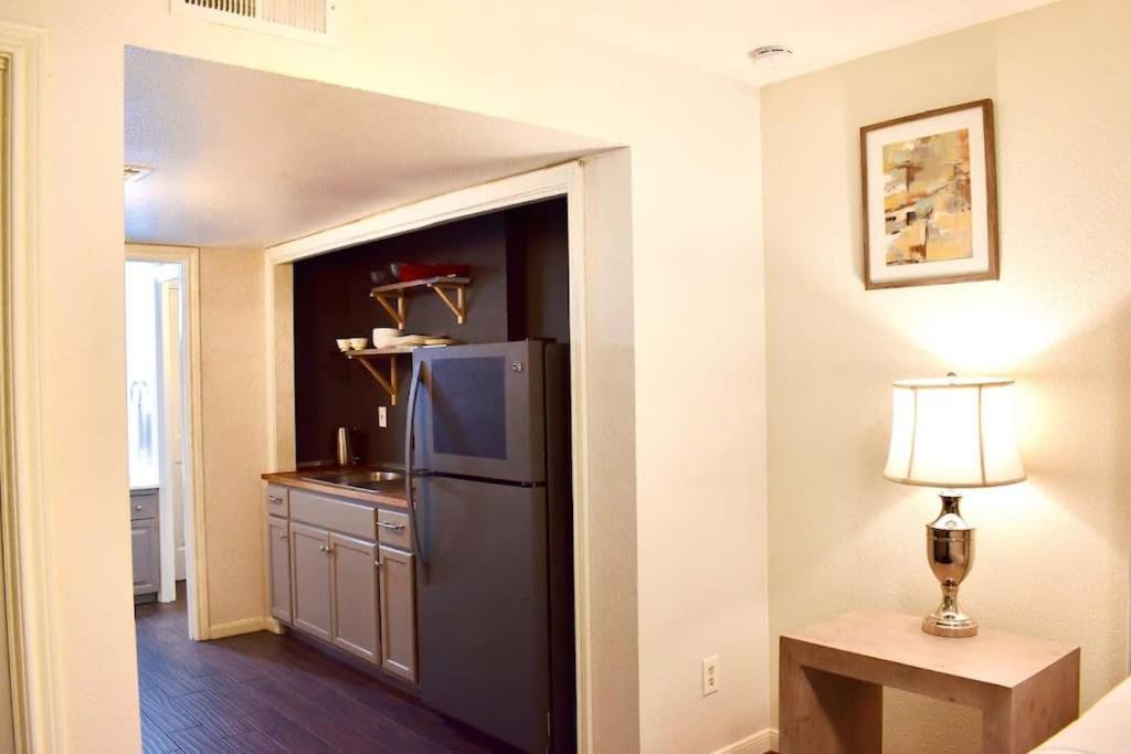 Montrose Pied-a-terre Walking Distance To Museums Houston