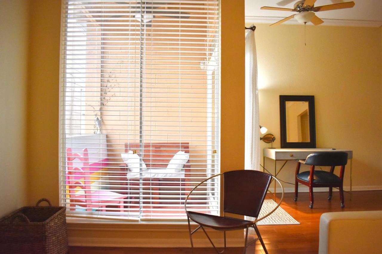 Apartment Montrose Pied-a-terre Walking Distance To Museums *