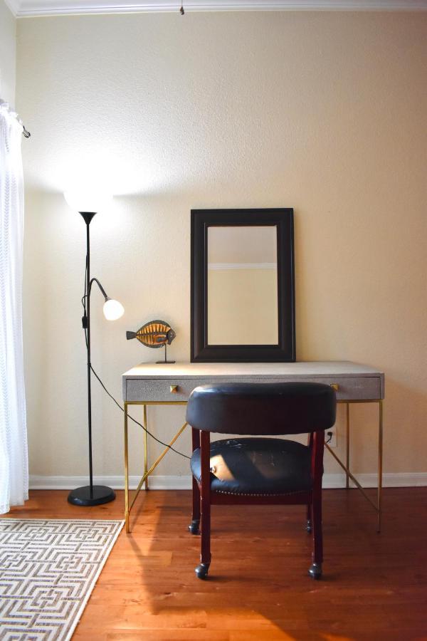 Apartment Montrose Pied-a-terre Walking Distance To Museums