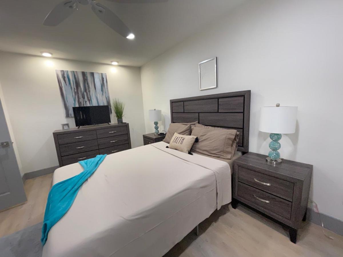 Modern Santorini Nrg Tmc Luxurious Walkable Apartment Houston