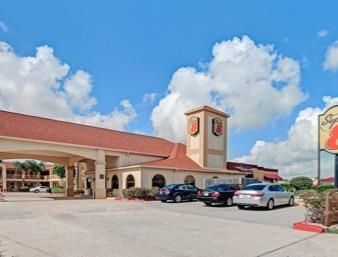 Super 8 By Wyndham Hobby Airport South Hotel