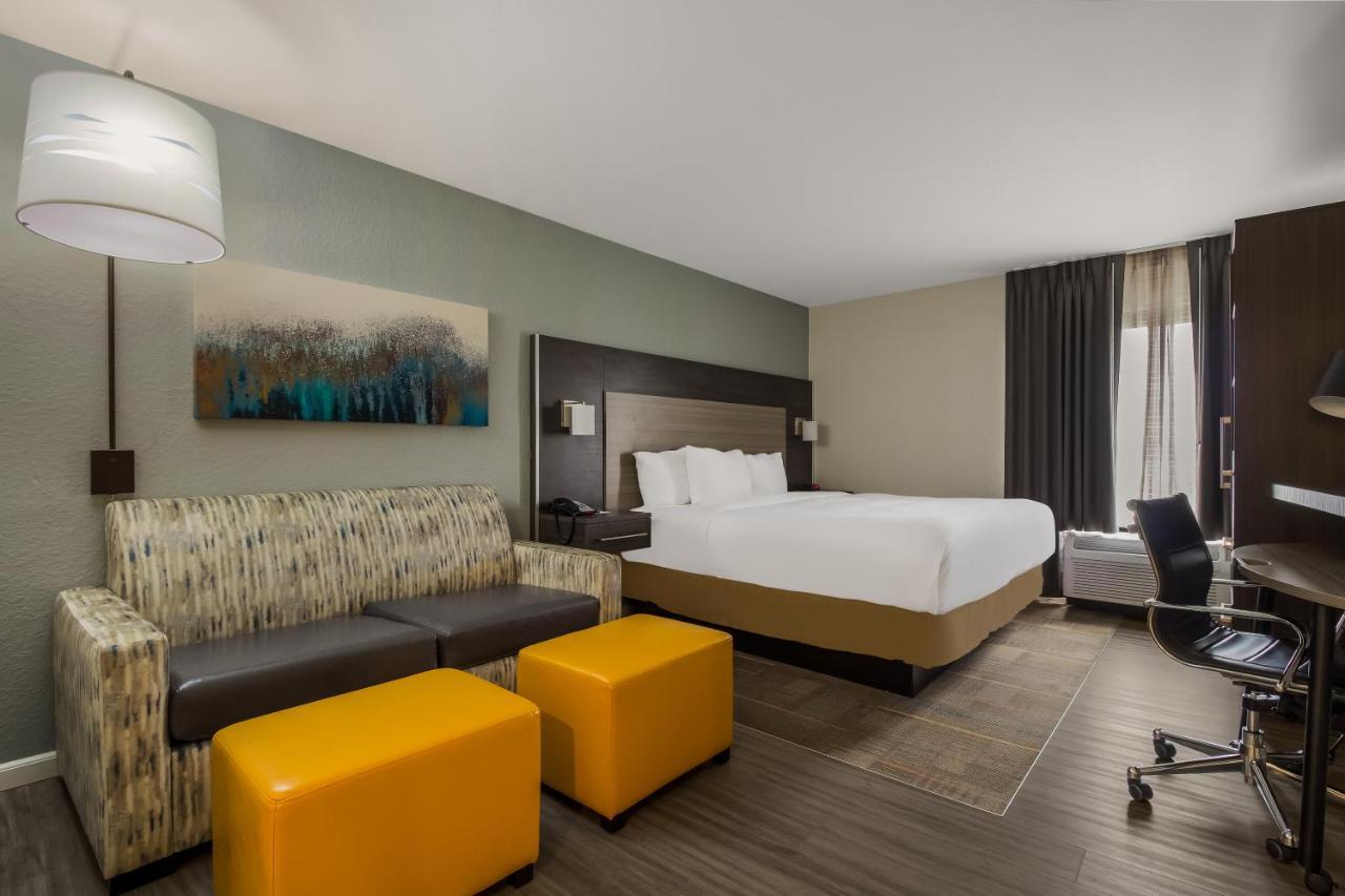 Mainstay Suites Hotel 2*