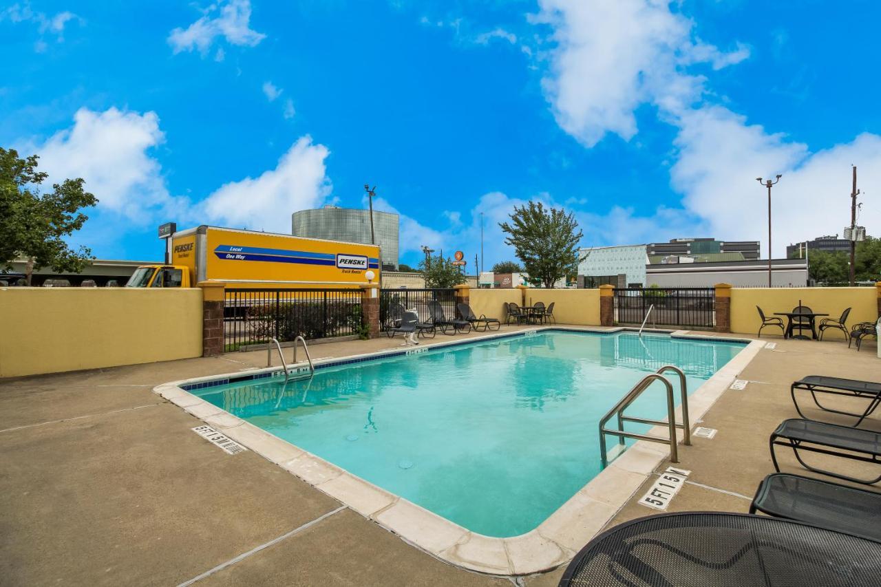 Hotel Mainstay Suites 2*