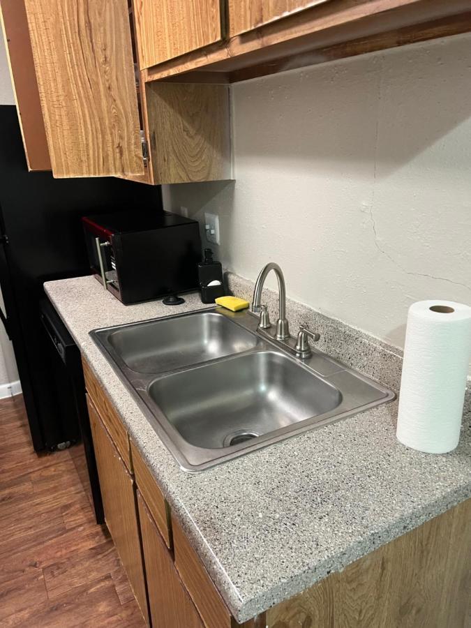 Apartment Lovely 1-bedroom Townhome With Amenities Houston