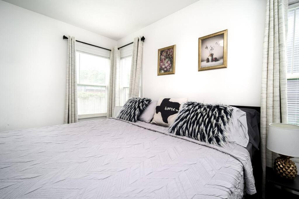 Apartment Trendy In Downtown - Near Montrose