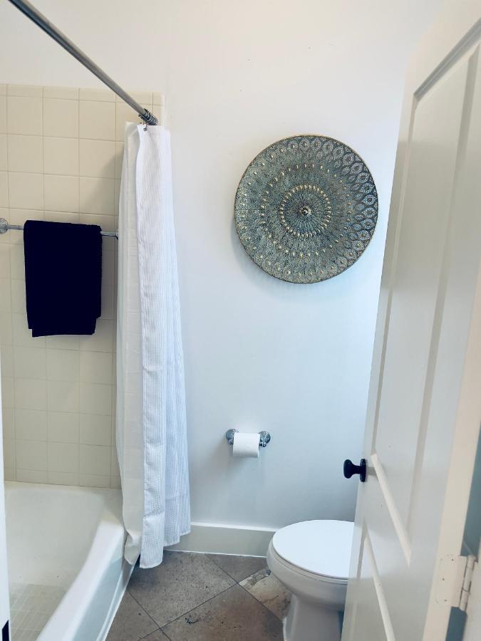 Homestay Moose Manor Guest - Houston