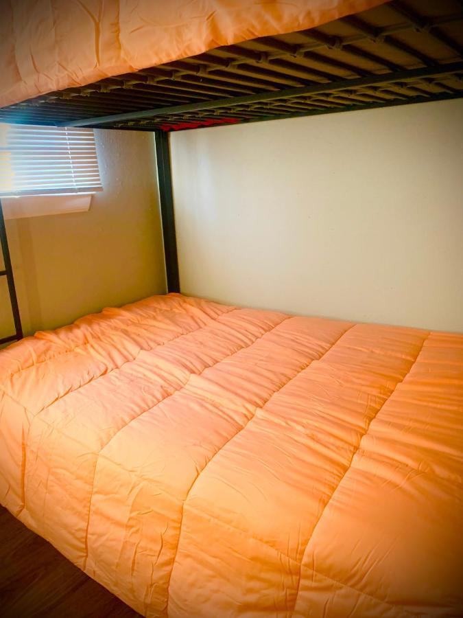 Shuteye Hostel Houston