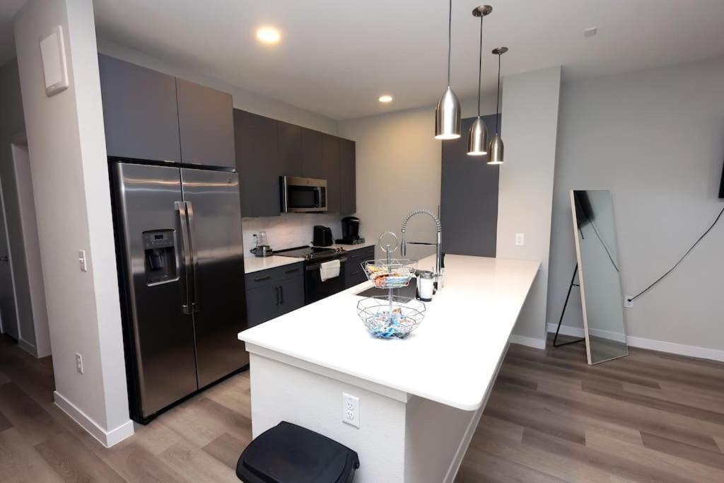 Apartment Comfortable Getaway Downtown Htx Houston
