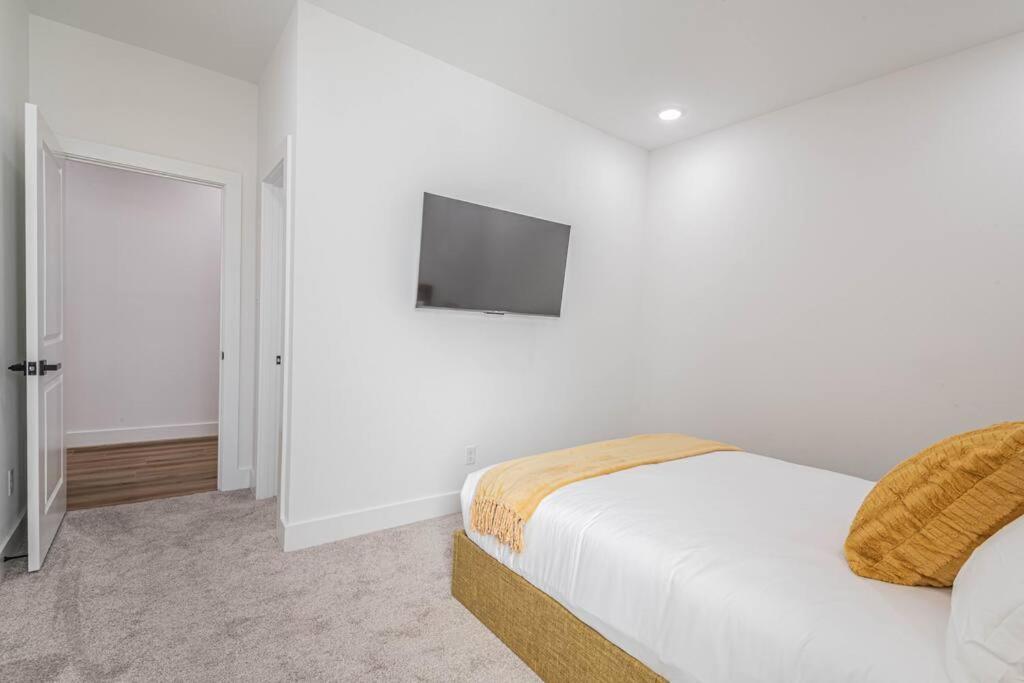 Luxury Near Downtown & Medical Center Houston