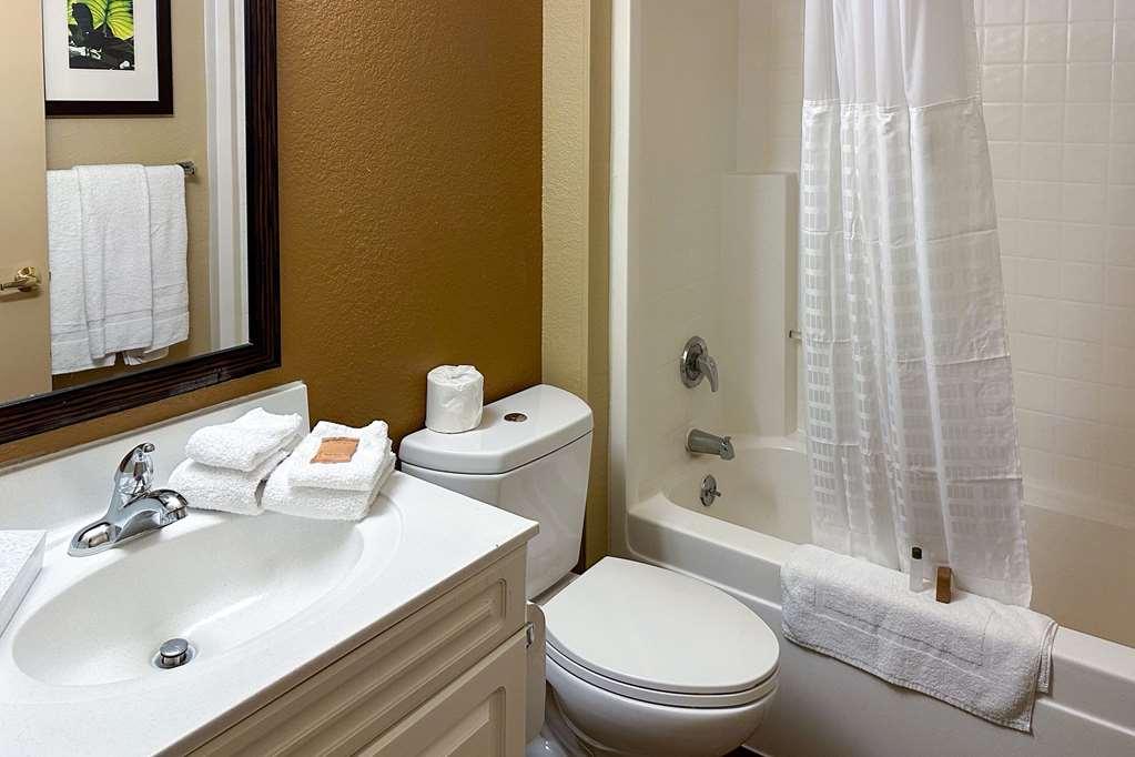 Hotel Suburban North I-45 Houston