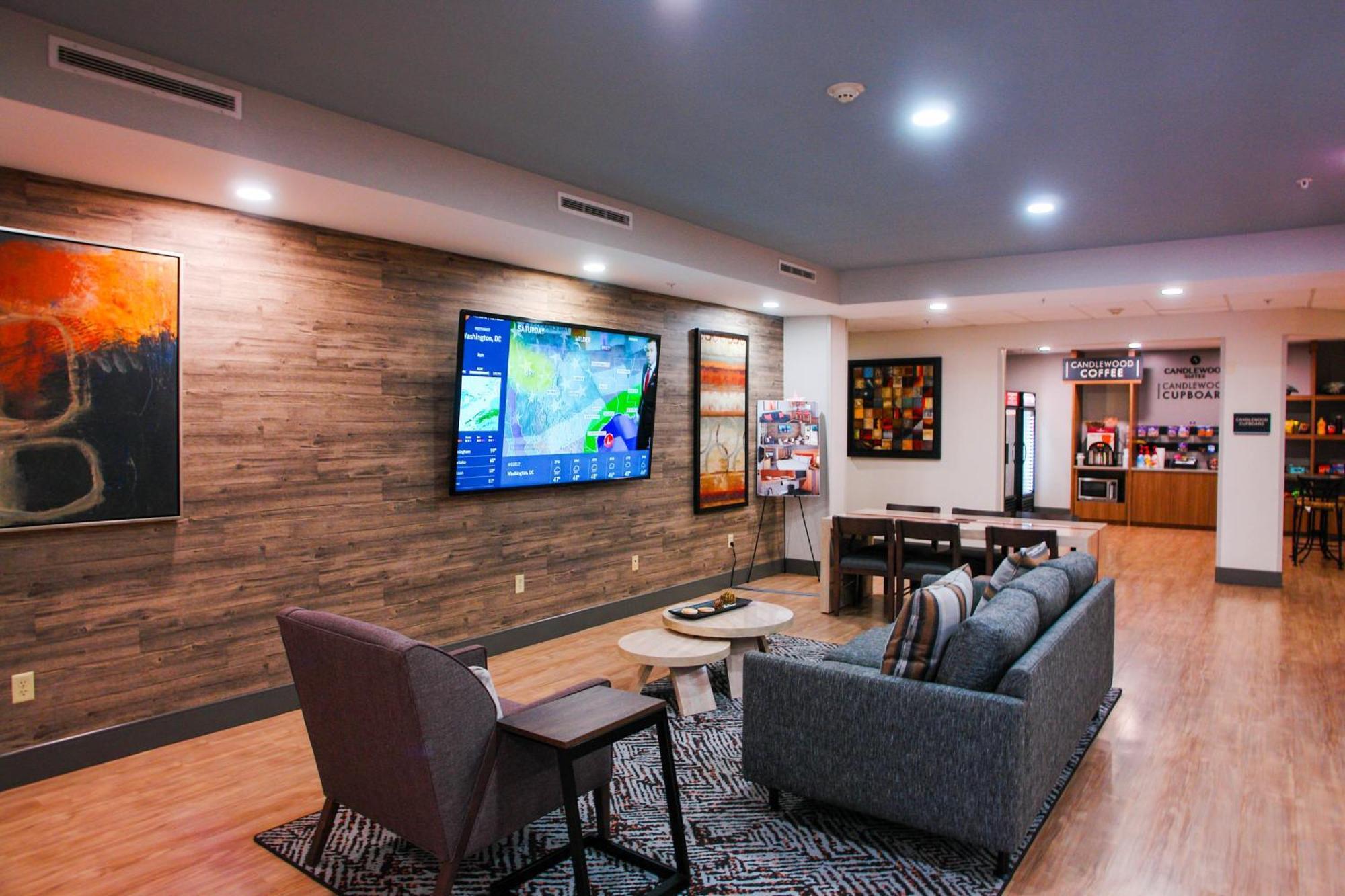 Hotel Candlewood I-10 East By Ihg 2*
