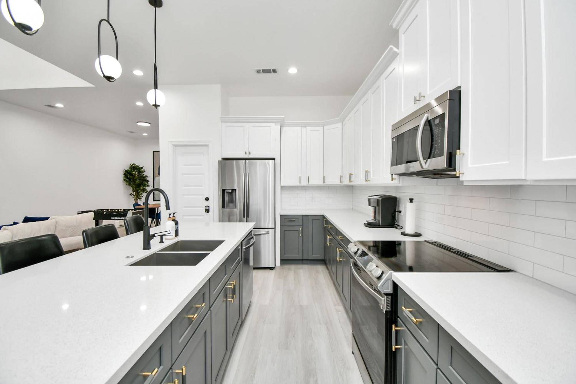 New! Modern 3br/2ba Near Downtown/foosball/netflix Holiday home Houston