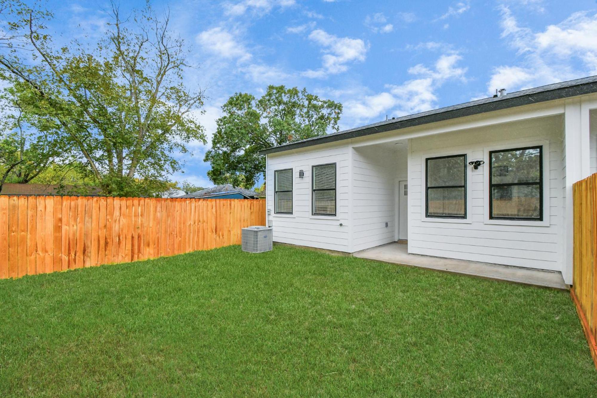 Holiday home New! Modern 3br/2ba Near Downtown/foosball/netflix Houston