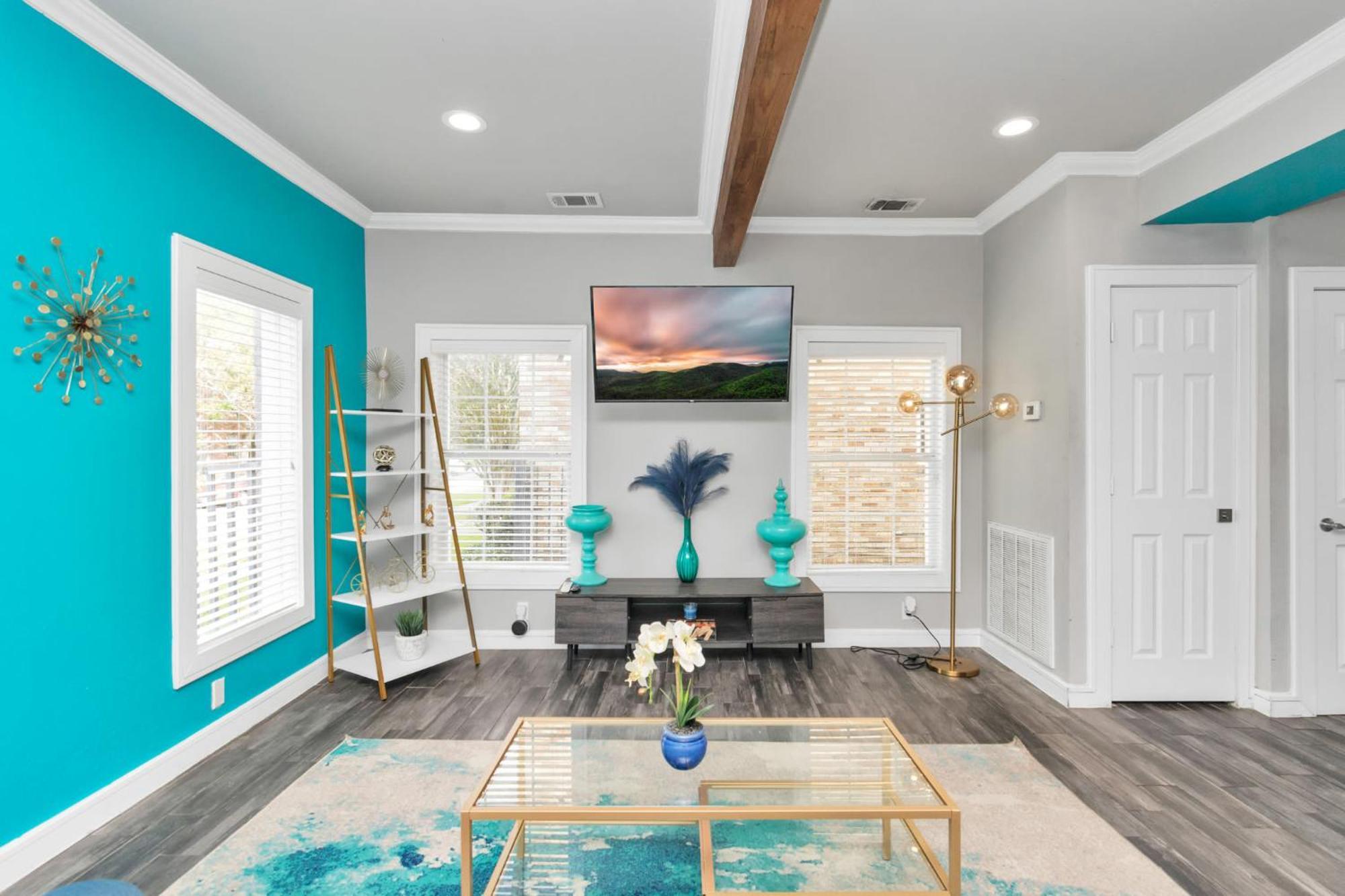 Holiday home Prolific Blue Oasis Near Med Ctr Dwntwn Galleria