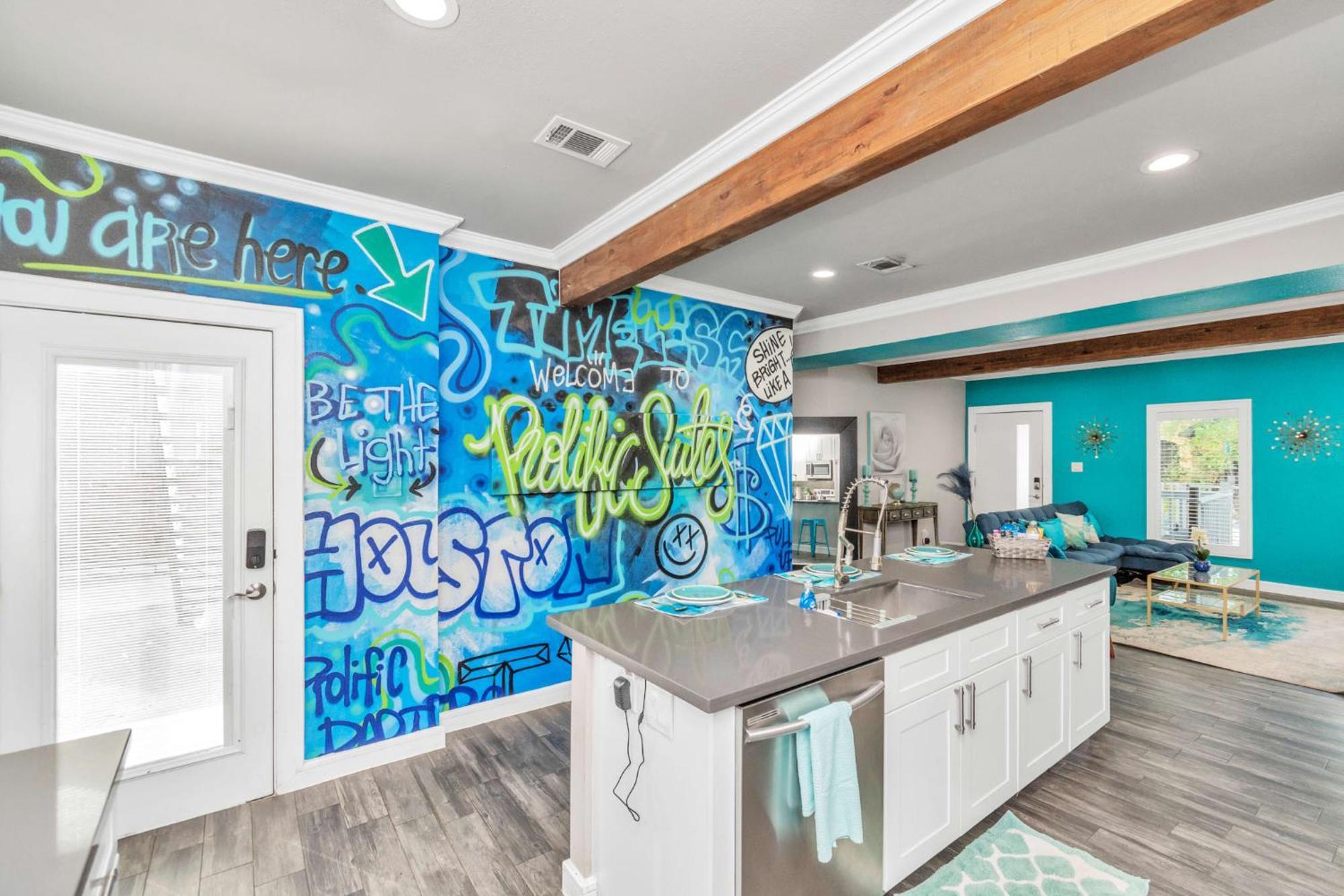Holiday home Prolific Blue Oasis Near Med Ctr Dwntwn Galleria
